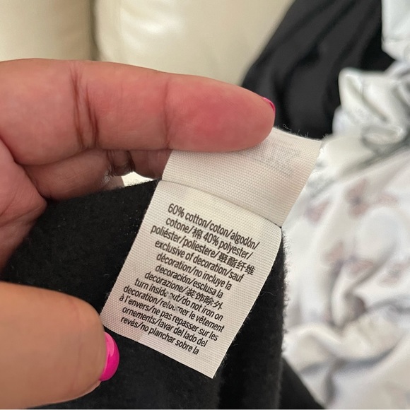 Victoria's Secret Off The Shoulder Sweatshirt & Wide-leg SET - Picture 5 of 6